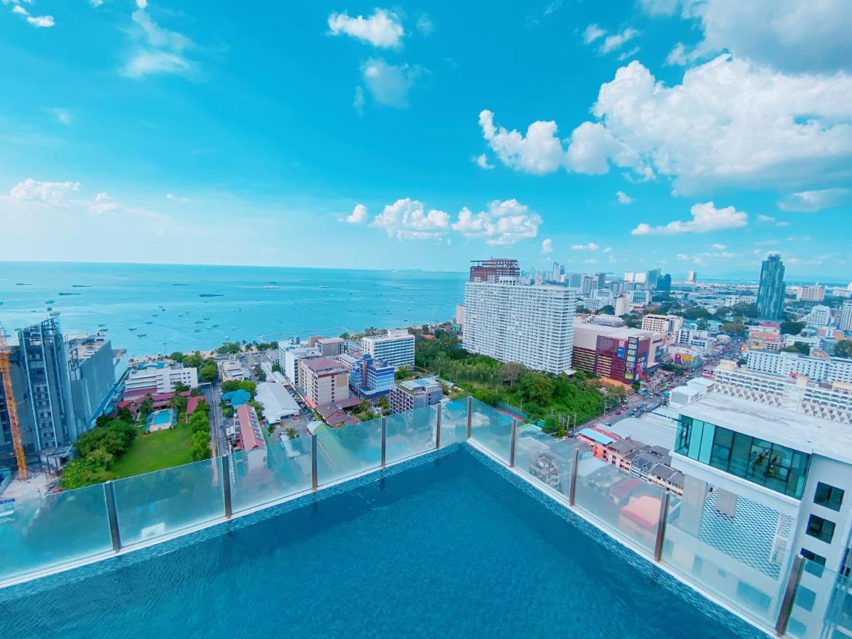 The Base Seaview Holiday Inn Pattaya Luaran gambar